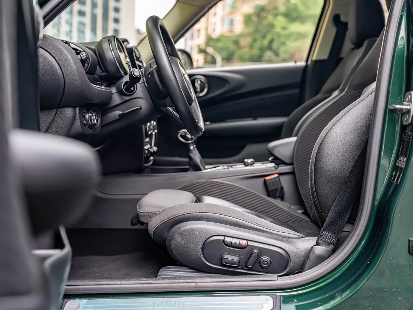 MINI CLUBMAN 2016 — Фото 20/20