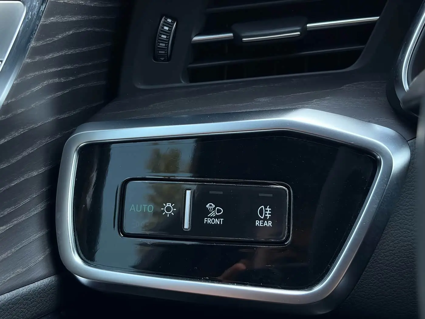Audi A6L 2024 — Photo 19/20
