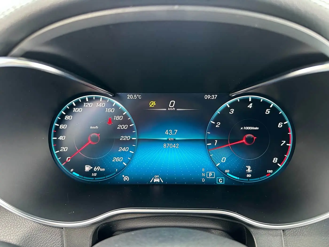 Mercedes-Benz GLC 2020 — Фото 9/20