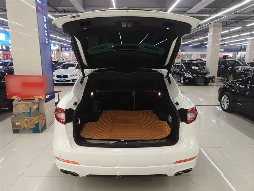 Maserati Levante 2017 — Şəkil 9/20