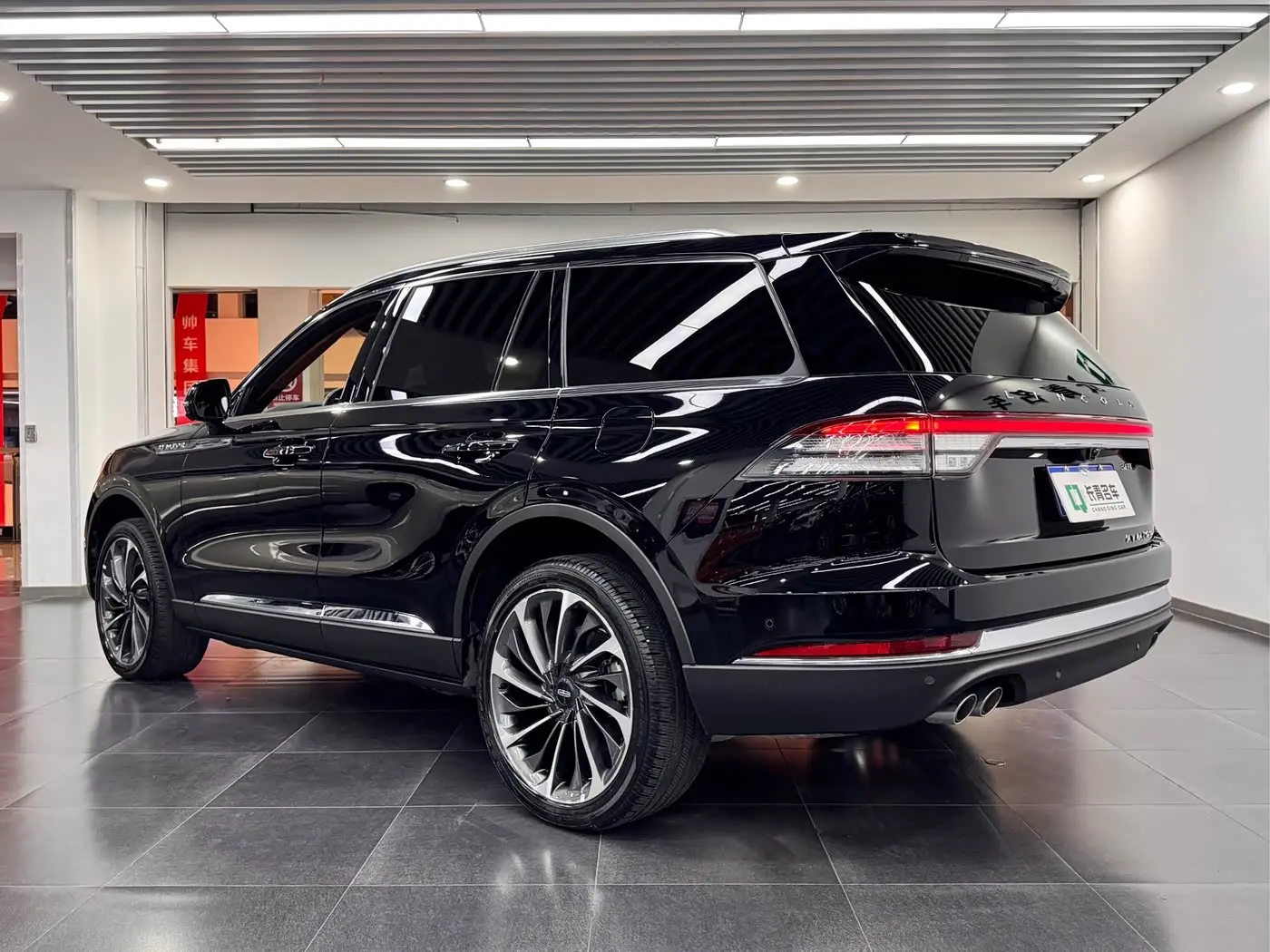 Lincoln Aviator 2022 — Фото 4/15