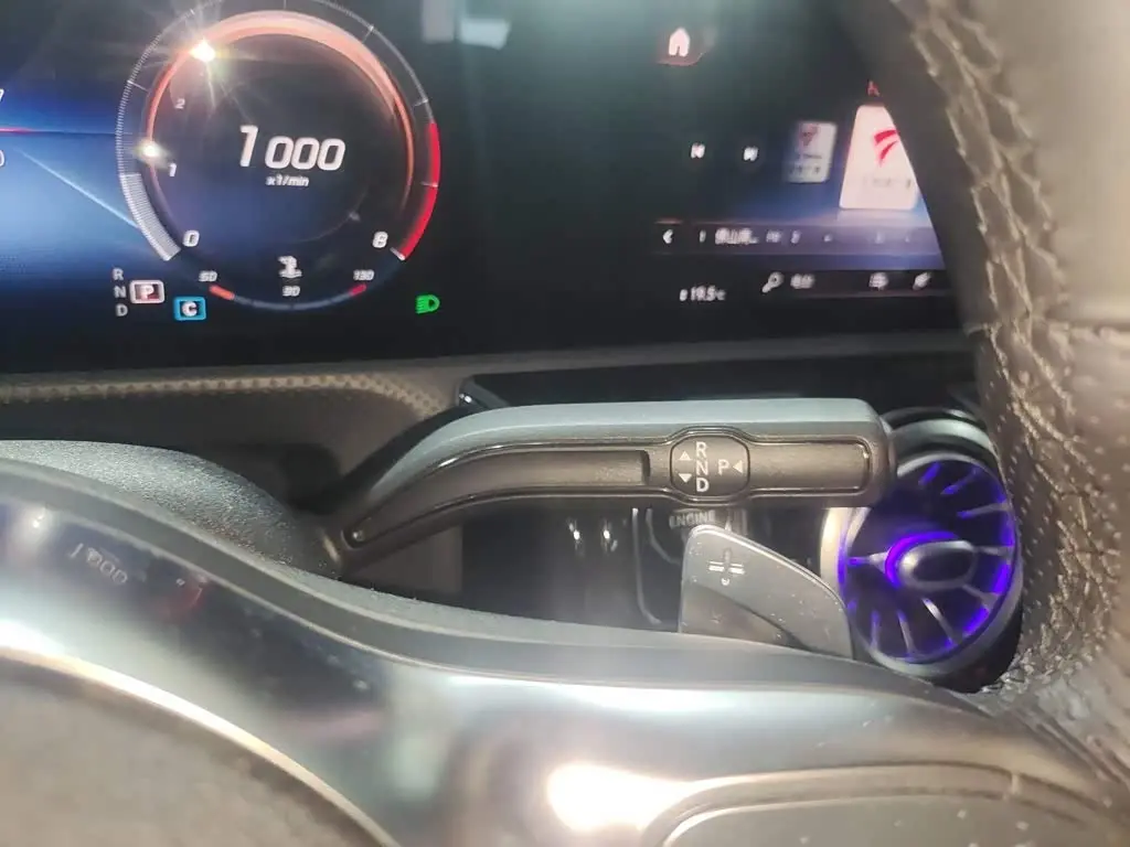 Mercedes-Benz A-Class 2020 — Фото 14/20