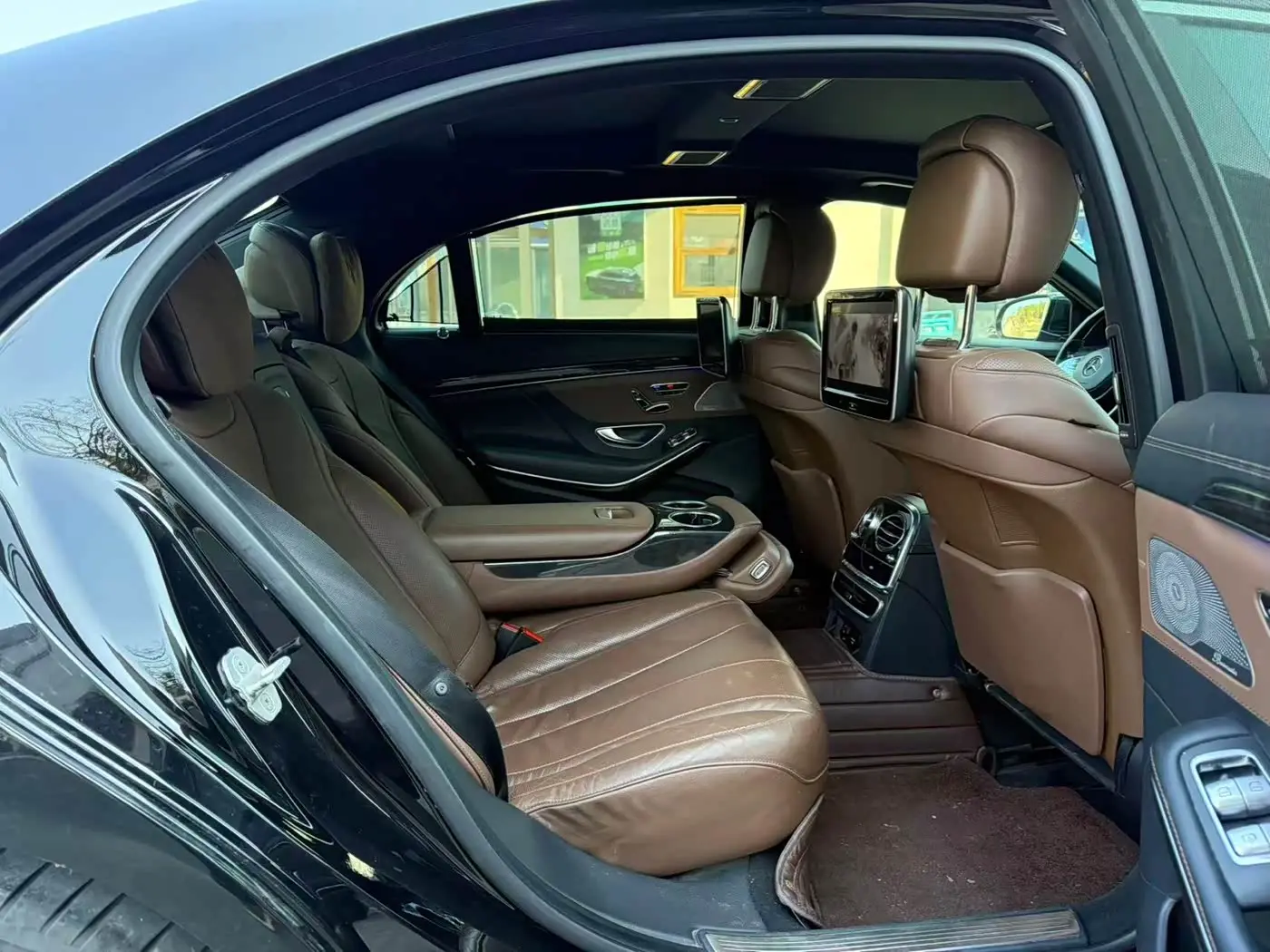 Mercedes-Benz S-Class 2014 — Photo 18/18