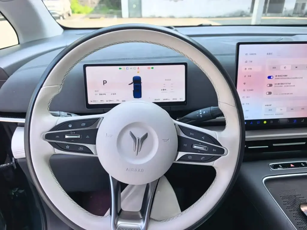 Voyah Auto Voyah Dreamer 2025 — Photo 11/20
