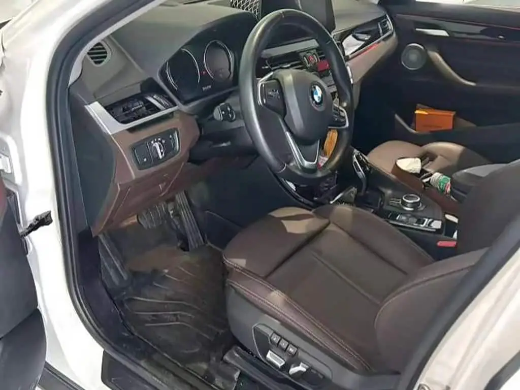BMW X2 2021 — Photo 7/10