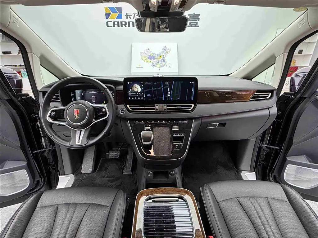 Hongqi HQ9 PHEV 2024 — Photo 9/18