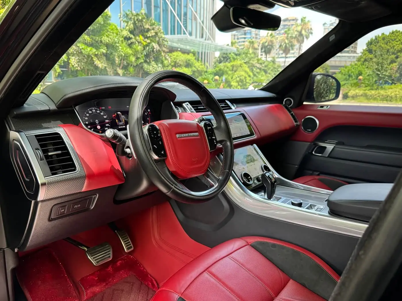 Land Rover Range Rover Sport 2020 — Фото 14/16