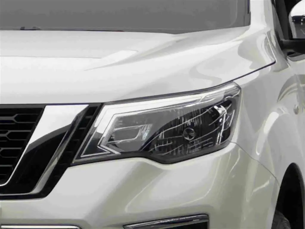 Nissan Terra 2022 — Фото 3/17