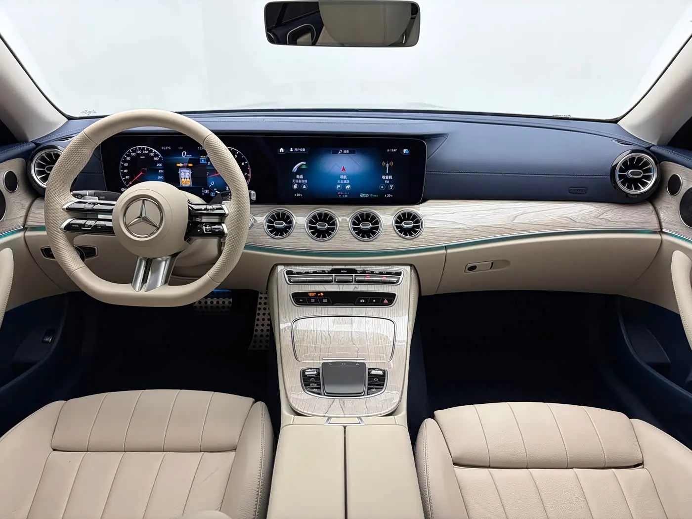 Mercedes-Benz E-Class 2023 — Şəkil 11/20
