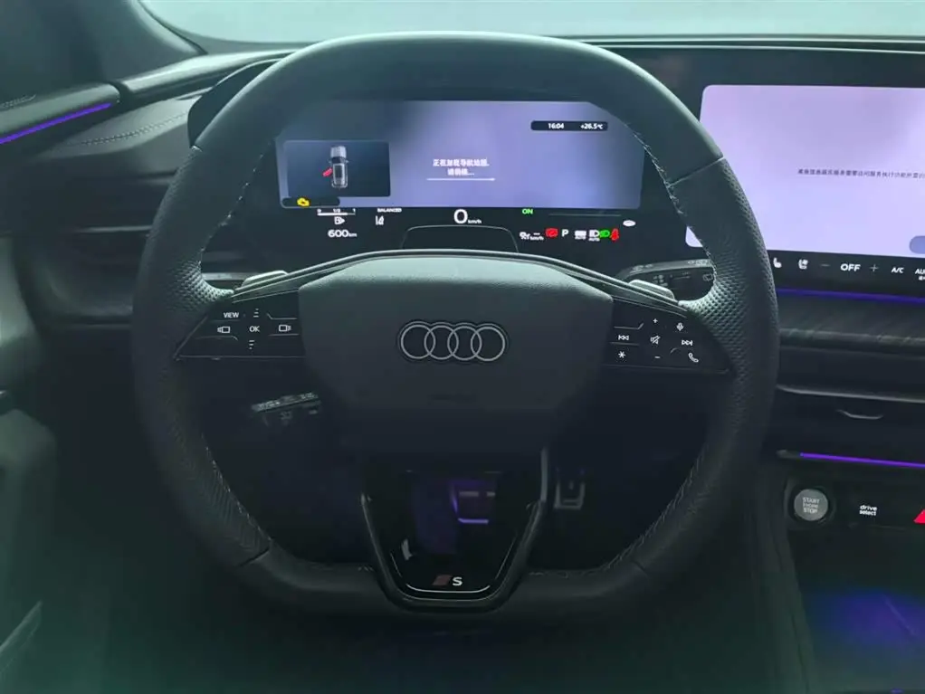 Audi Q5L 2026 — ფოტო 13/18
