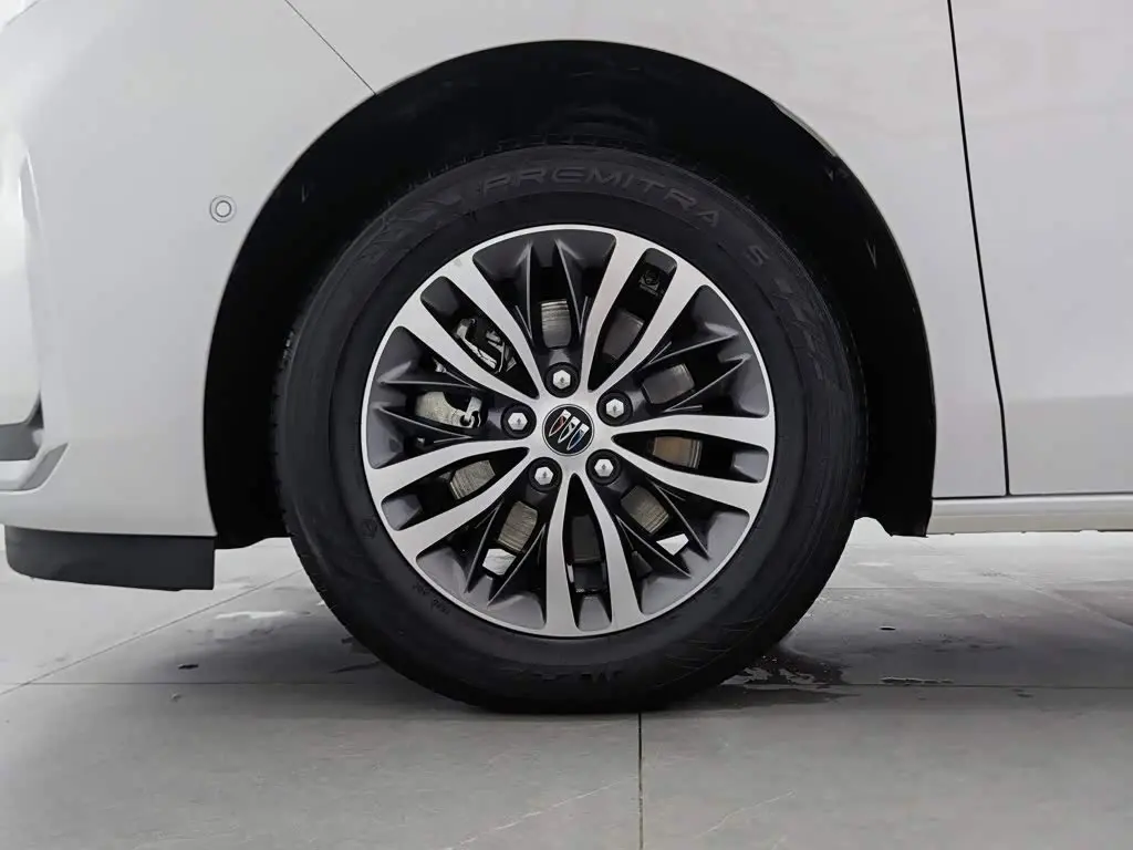 Buick GL8 2026 — Photo 17/20