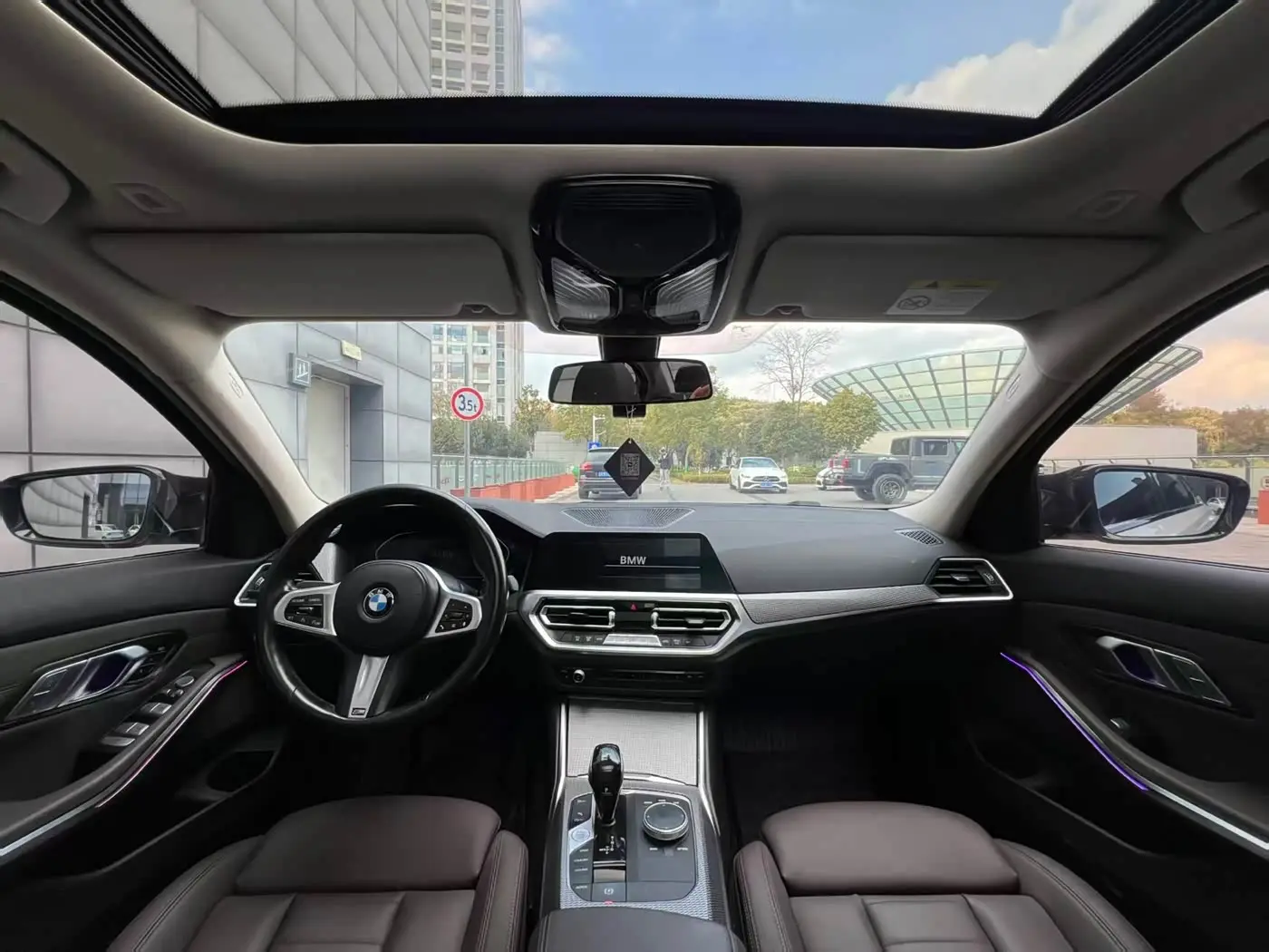 BMW 3 Series 2021 — Şəkil 14/18