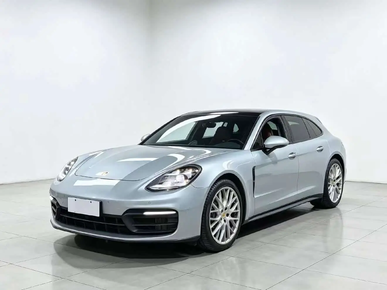 Porsche Panamera, 2022