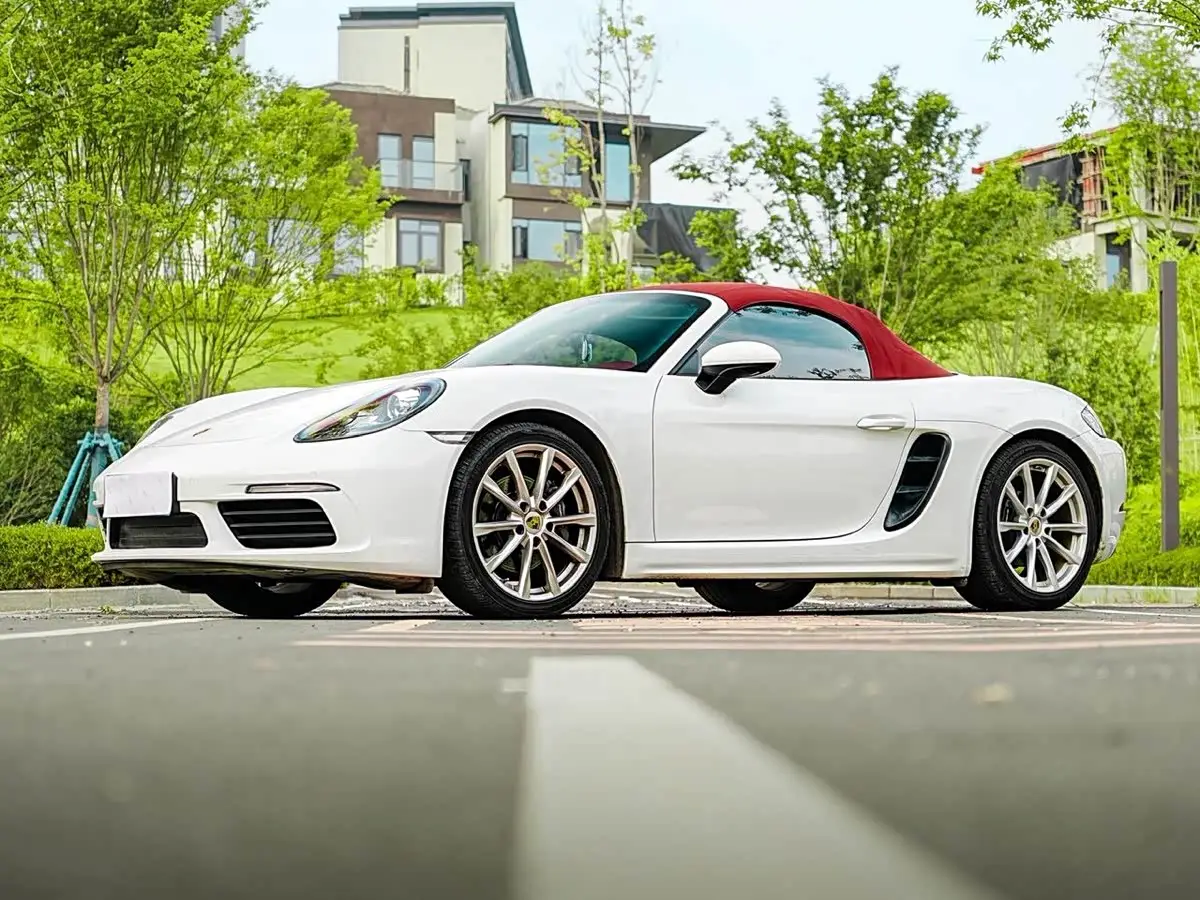 Porsche 718, 2022