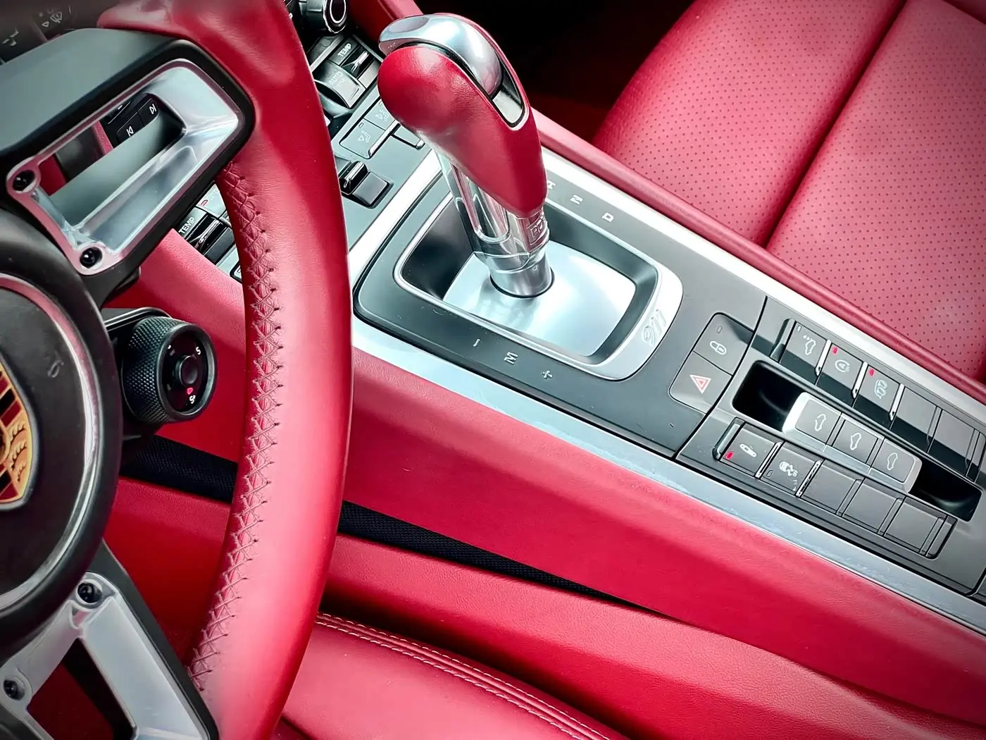 Porsche 911 2018 — Şəkil 13/16