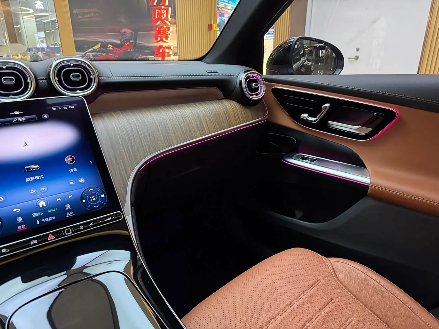 Mercedes-Benz GLC 2023 — Фото 16/20