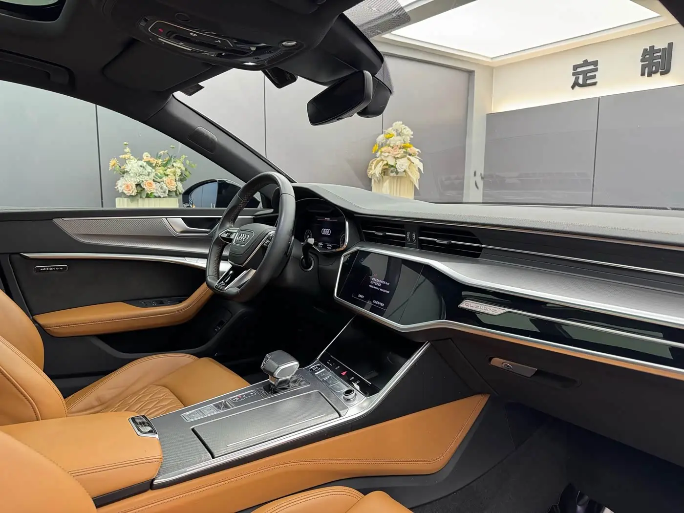Audi A7L 2021 — Фото 12/18