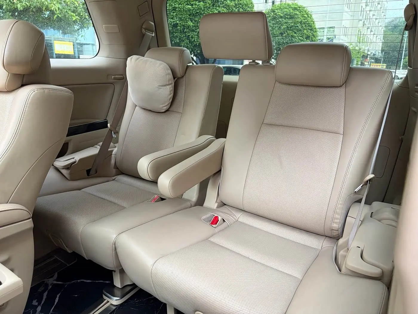 Toyota Alphard 2013 — Şəkil 14/19