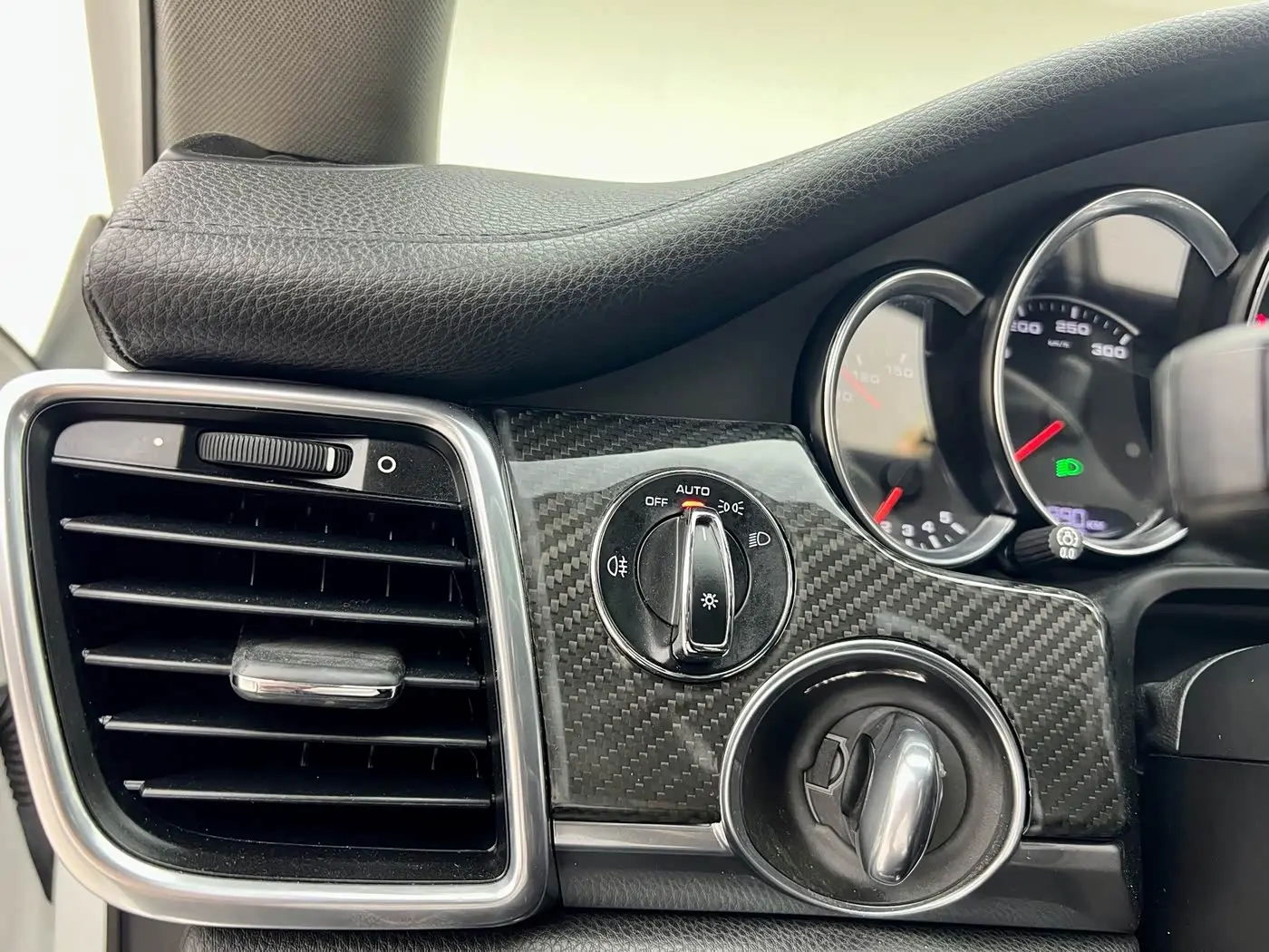 Porsche Panamera 2015 — Photo 14/20