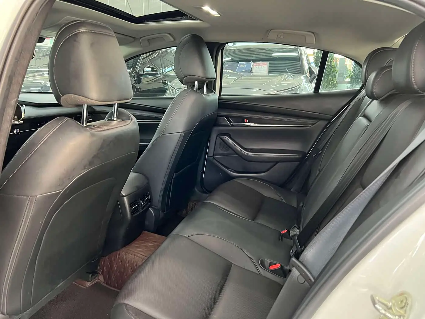 Mazda Mazda3 Axela 2024 — Photo 6/20