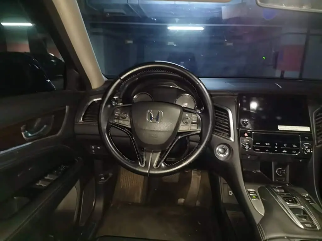 Honda Avancier 2018 — Фото 11/20