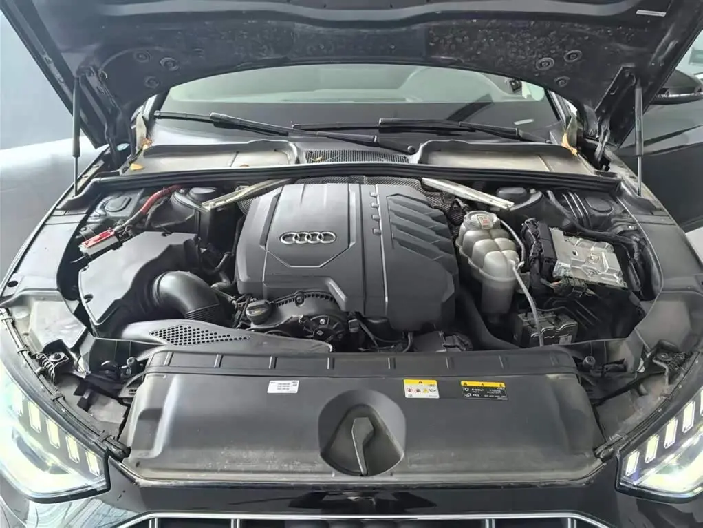 Audi A4 2023 — Photo 13/17