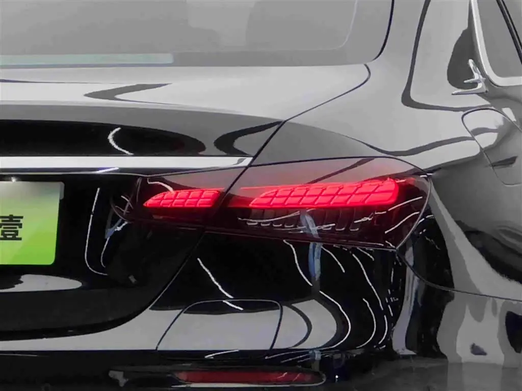 Mercedes-Benz E-Class New Energy 2022 — Photo 18/18