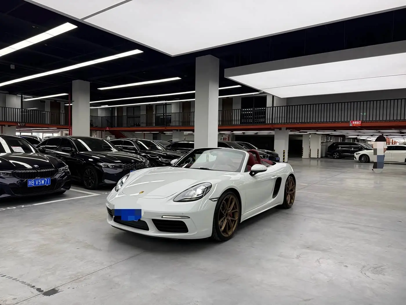 Porsche 718 2017 — Photo 1/15