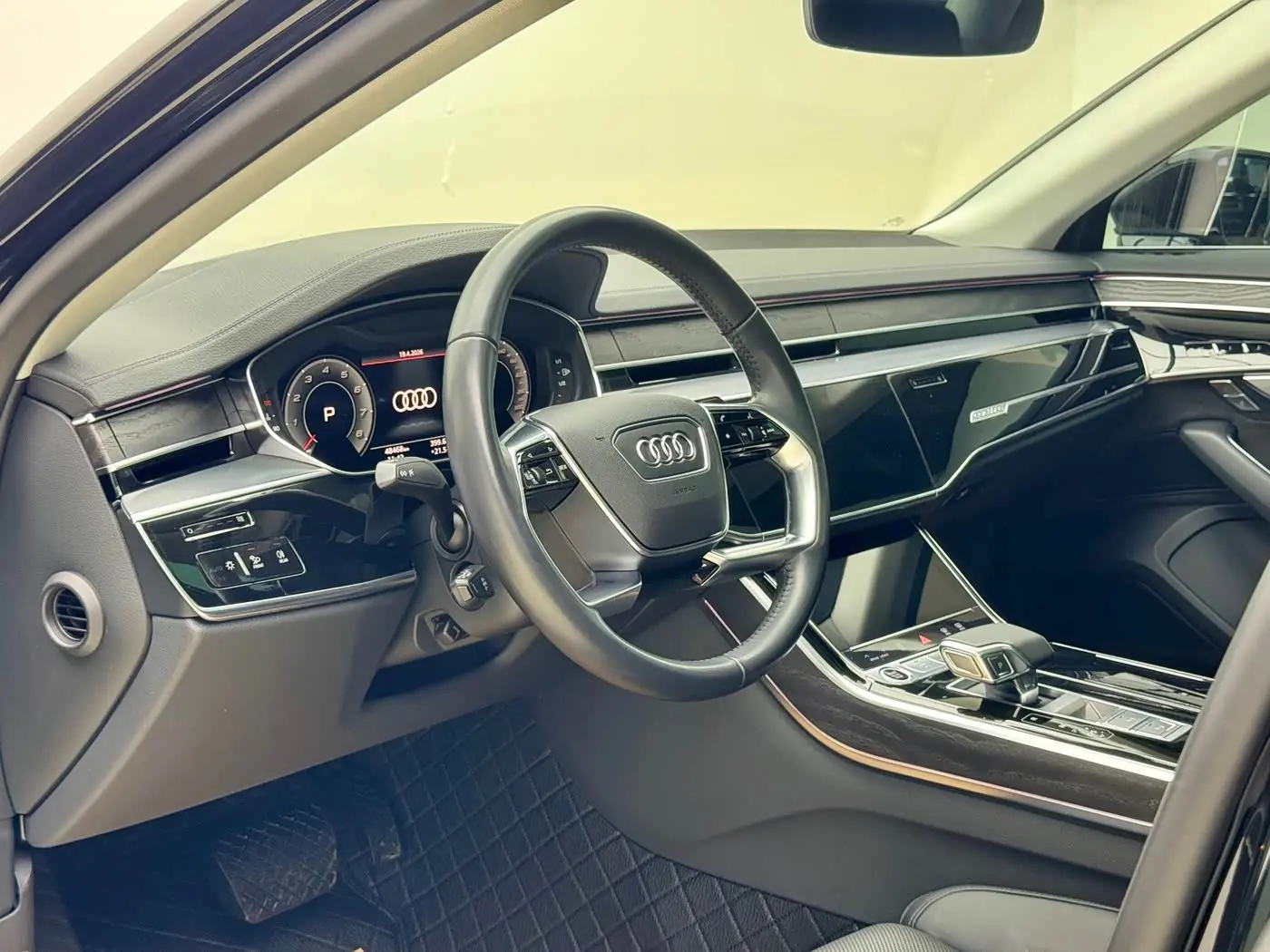 Audi A8 2021 — Photo 14/16