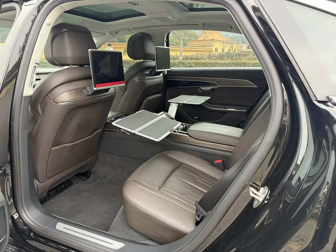 Audi A8 2019 — ფოტო 9/10