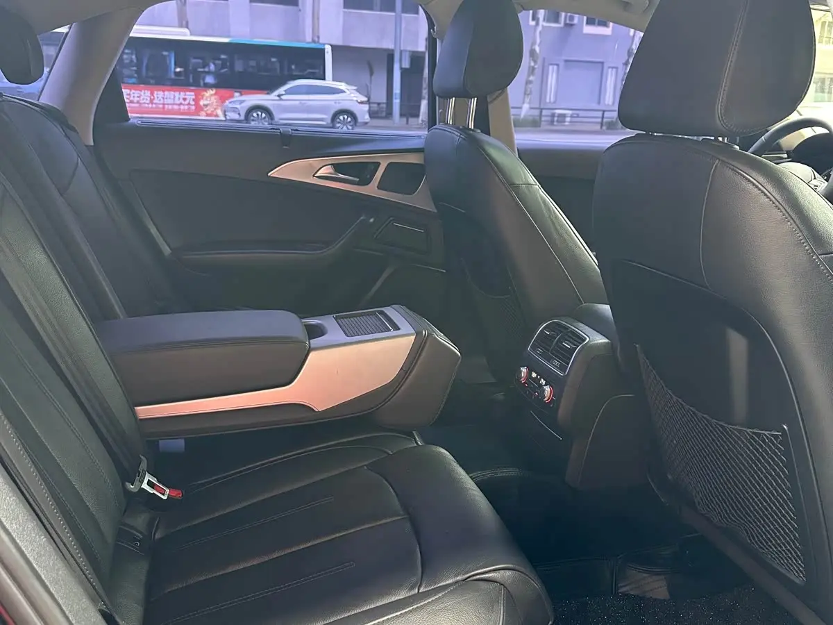 Audi A6L 2016 — Şəkil 6/12