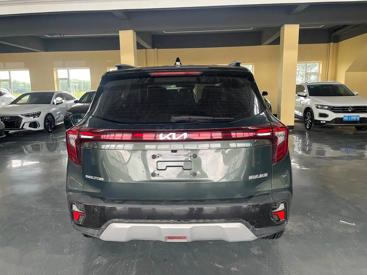 Kia Seltos 2023 — Şəkil 5/19