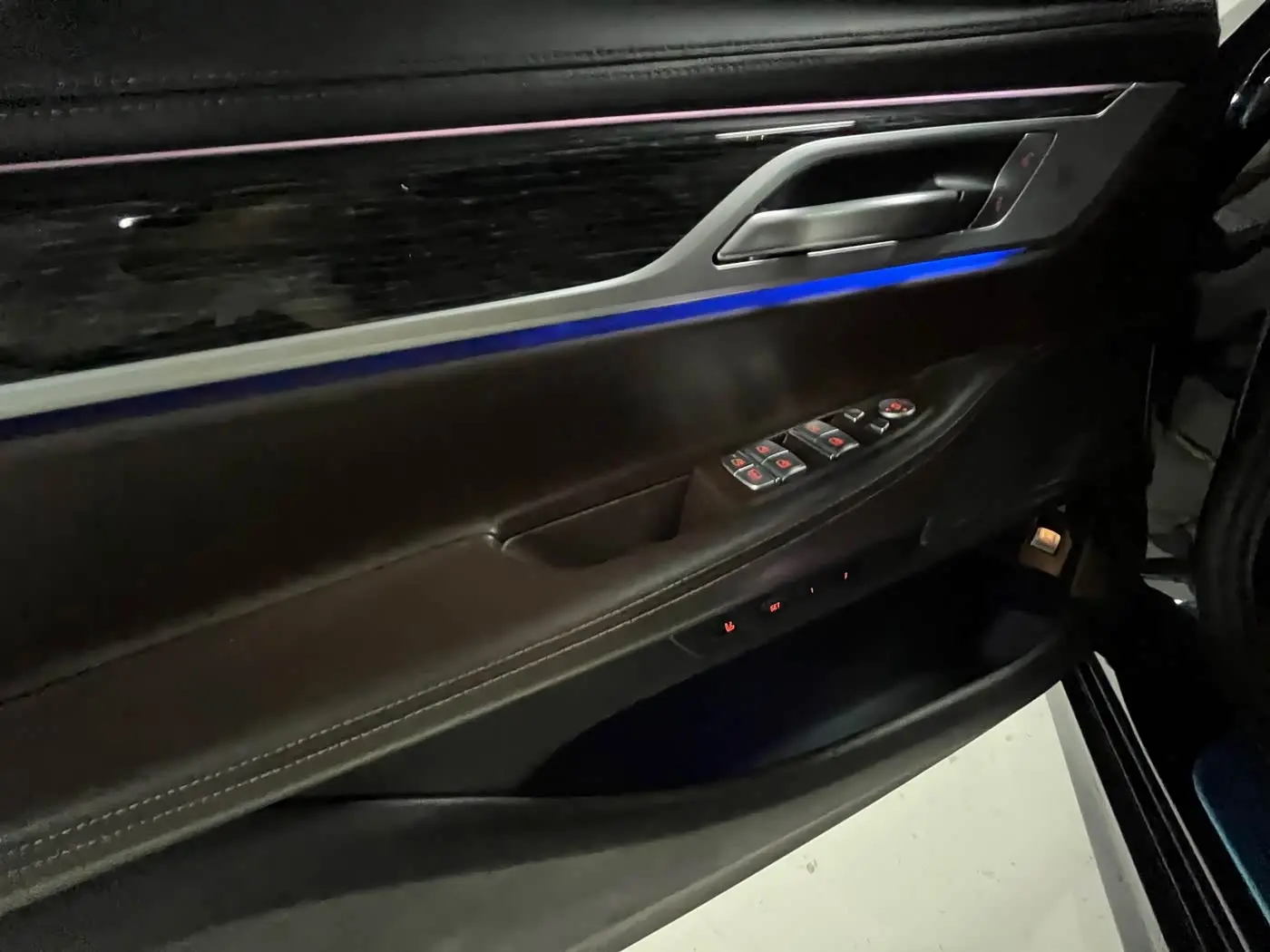 BMW 7 Series 2022 — Şəkil 16/20