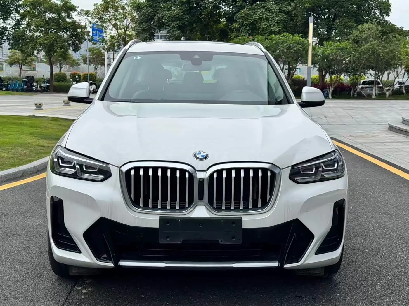 BMW X3 2024 — Photo 2/9