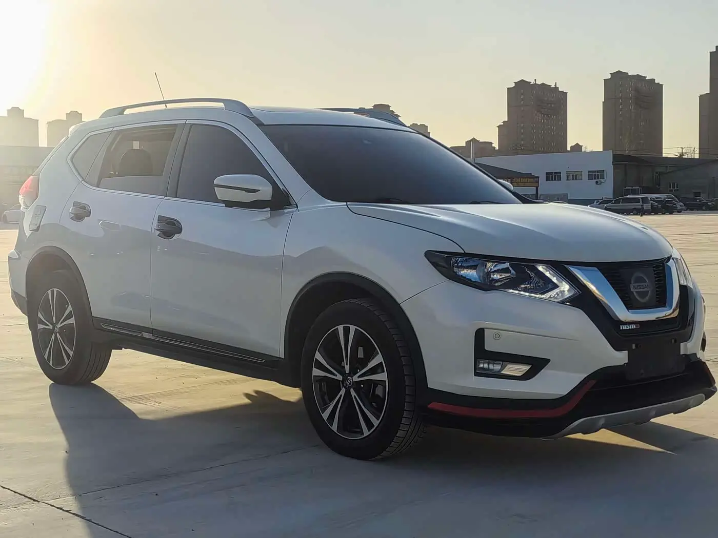 Nissan X-Trail 2019 — Фото 3/9