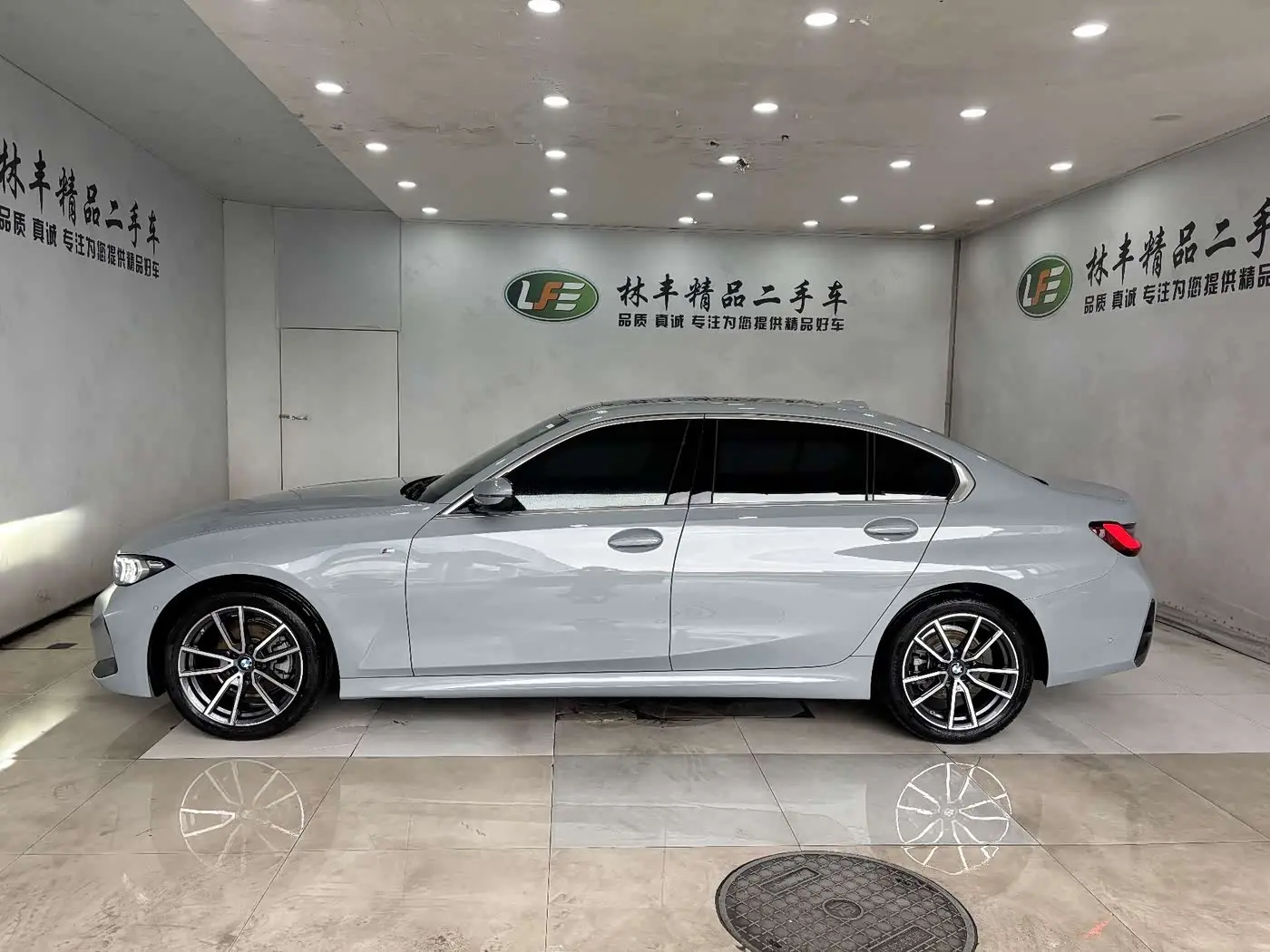 BMW 3 Series 2025 — Photo 4/20