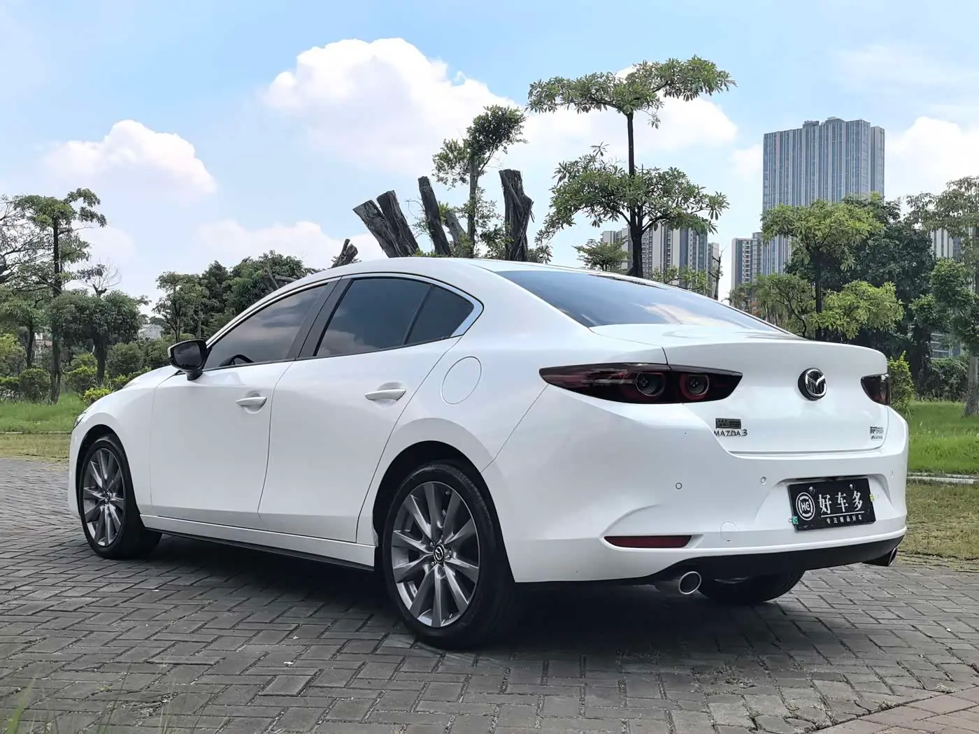 Mazda Mazda3 Axela 2024 — Photo 7/17
