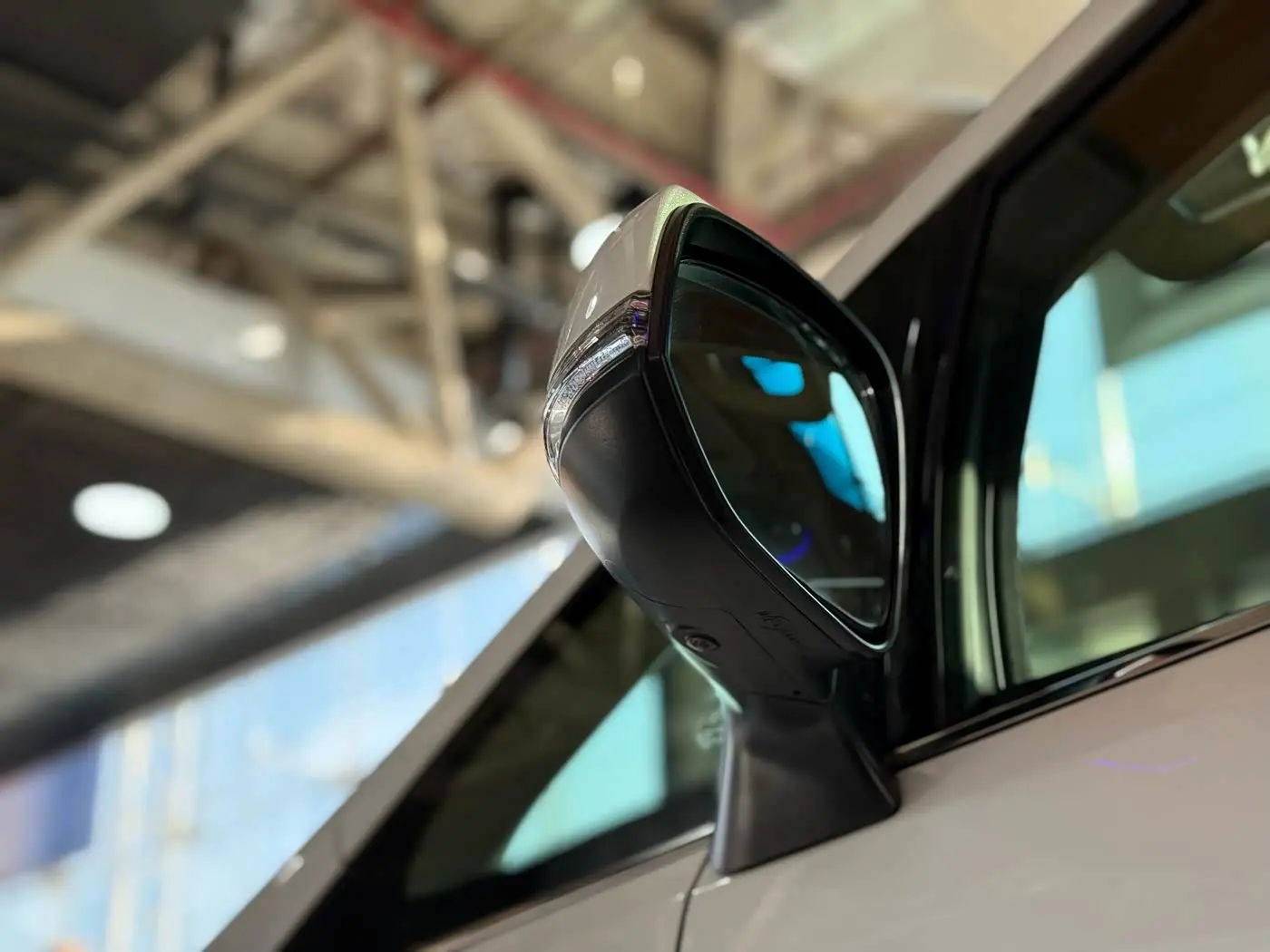 Toyota Alphard 2021 — Photo 6/20