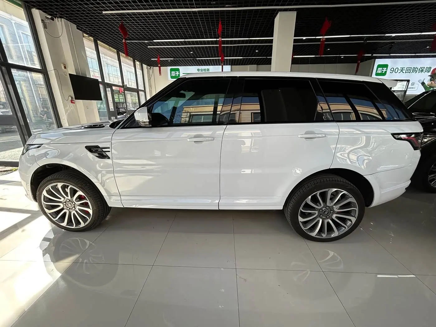 Land Rover Range Rover Sport 2014 — Фото 4/20