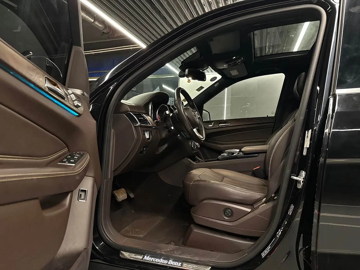 Mercedes-Benz GLE 2017 — Фото 9/20