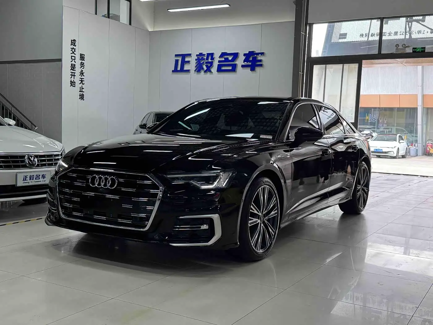Audi A6L 2024 — Photo 1/9