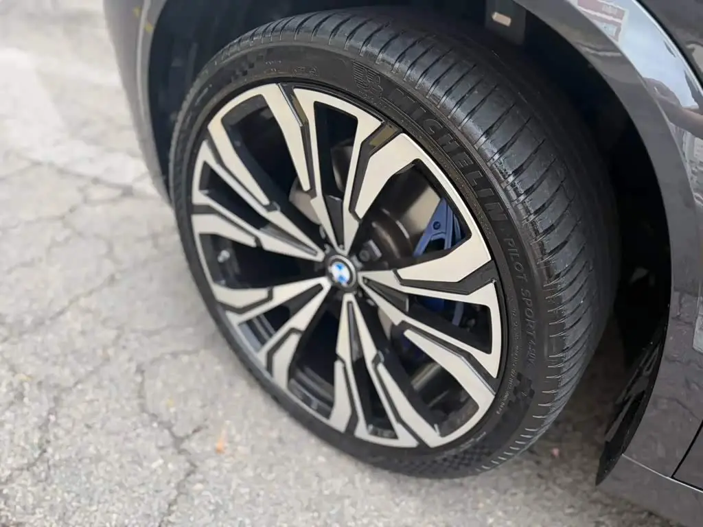 BMW X5 2023 — Photo 14/17