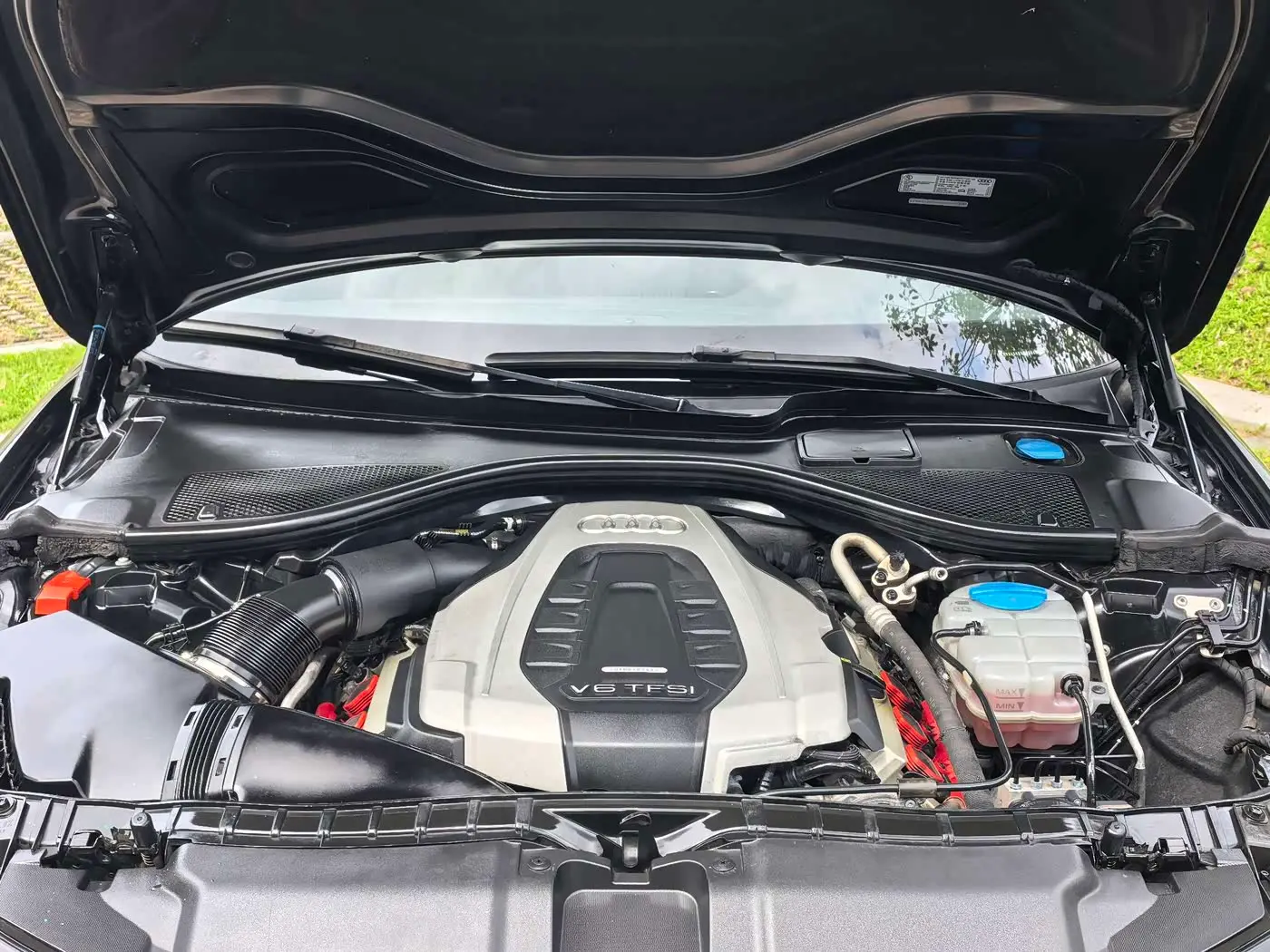Audi A6L 2016 — Şəkil 14/17
