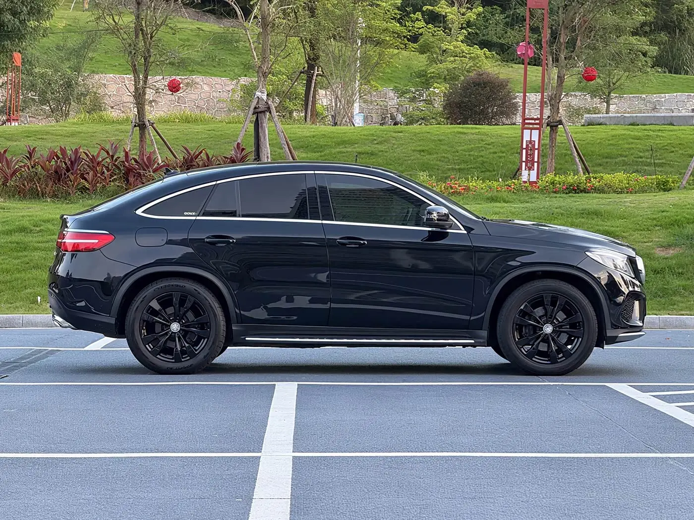 Mercedes-Benz GLE Coupe 2016 — Photo 4/13
