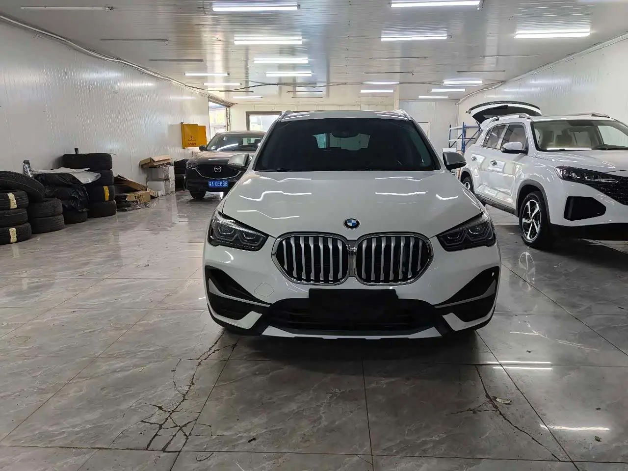 BMW X1 2022 — Photo 2/11