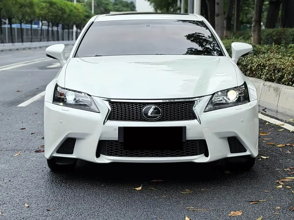 Lexus GS 2013 — Photo 4/19