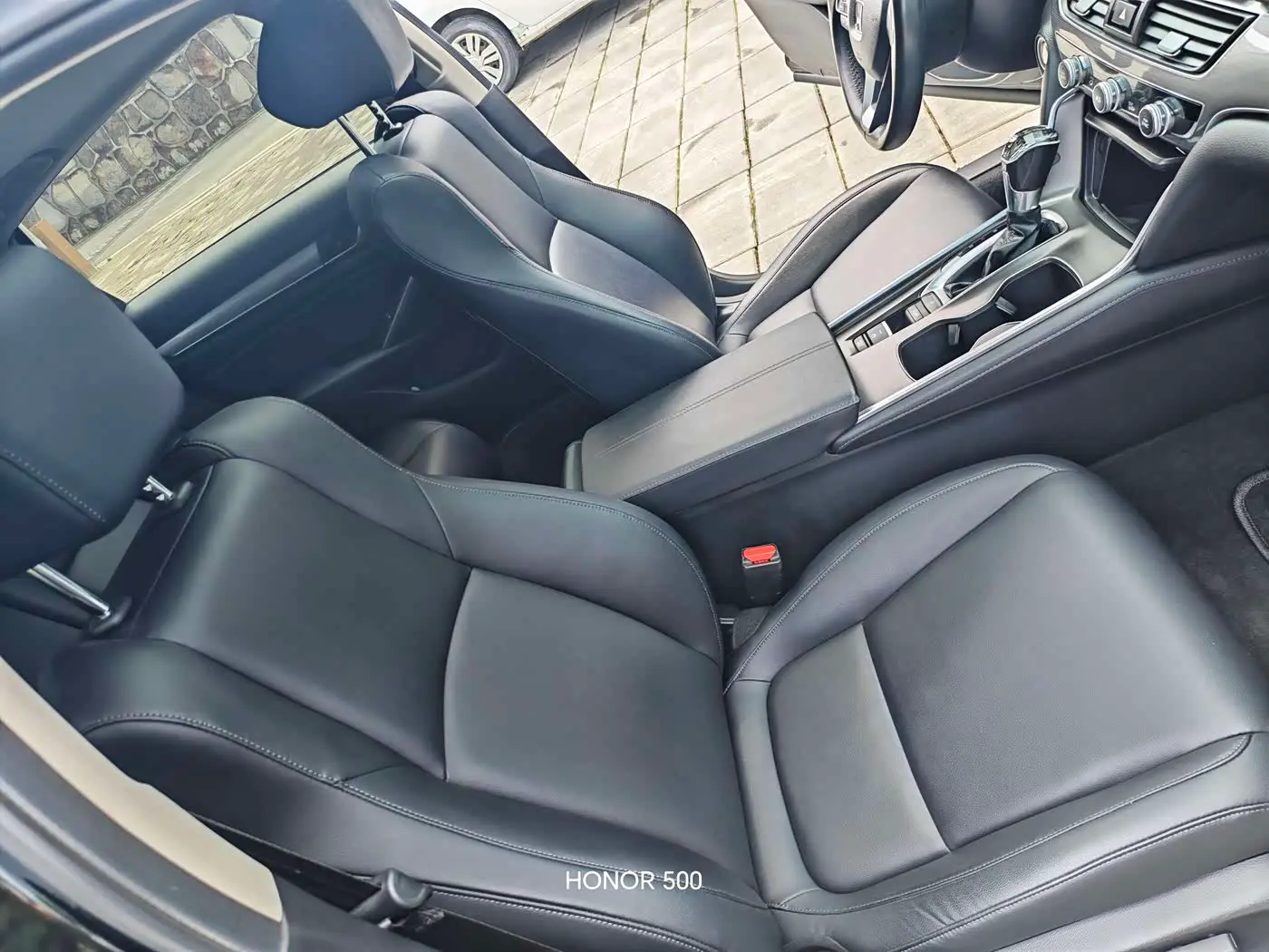 Honda Accord 2022 — Фото 12/19