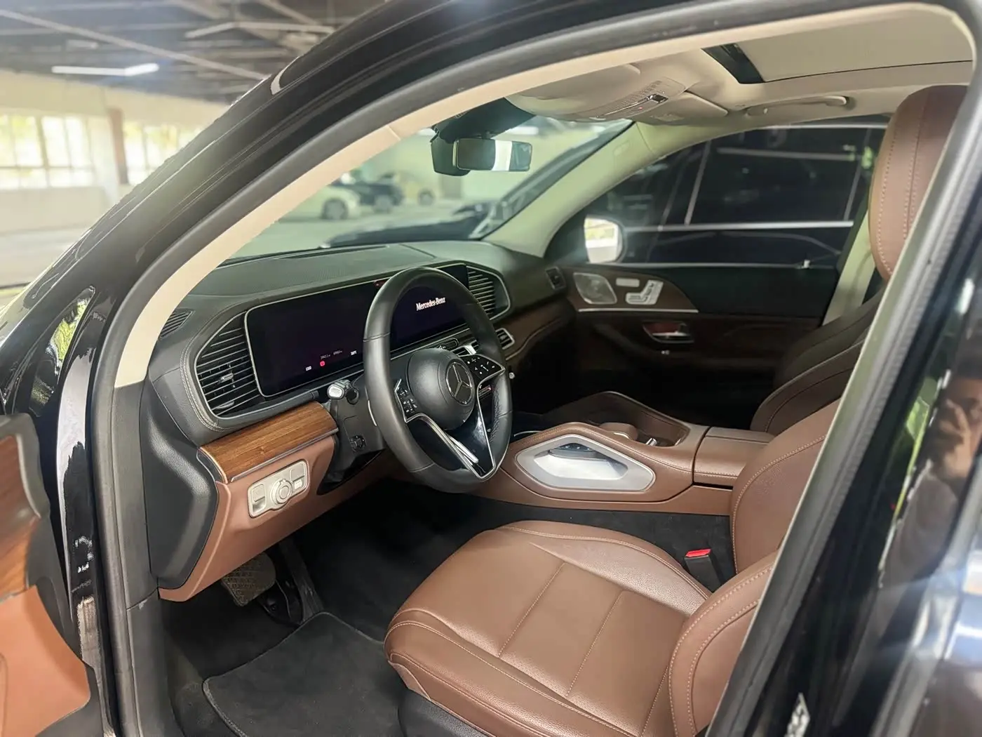 Mercedes-Benz GLE New Energy 2023 — Photo 5/10