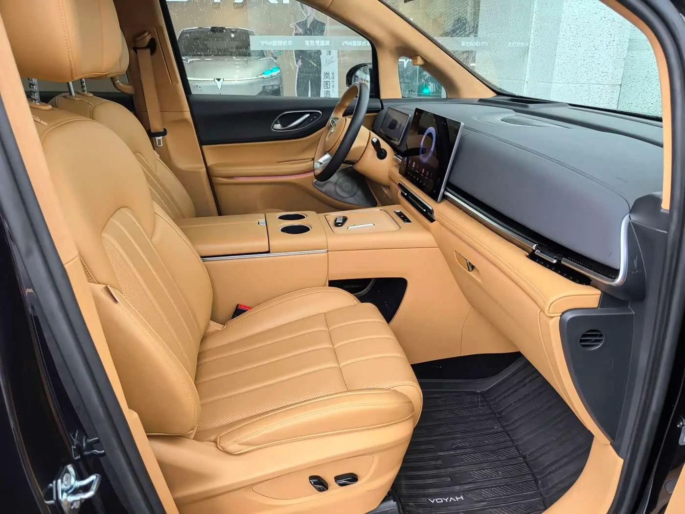 Voyah Auto Voyah Dreamer 2025 — ფოტო 17/20