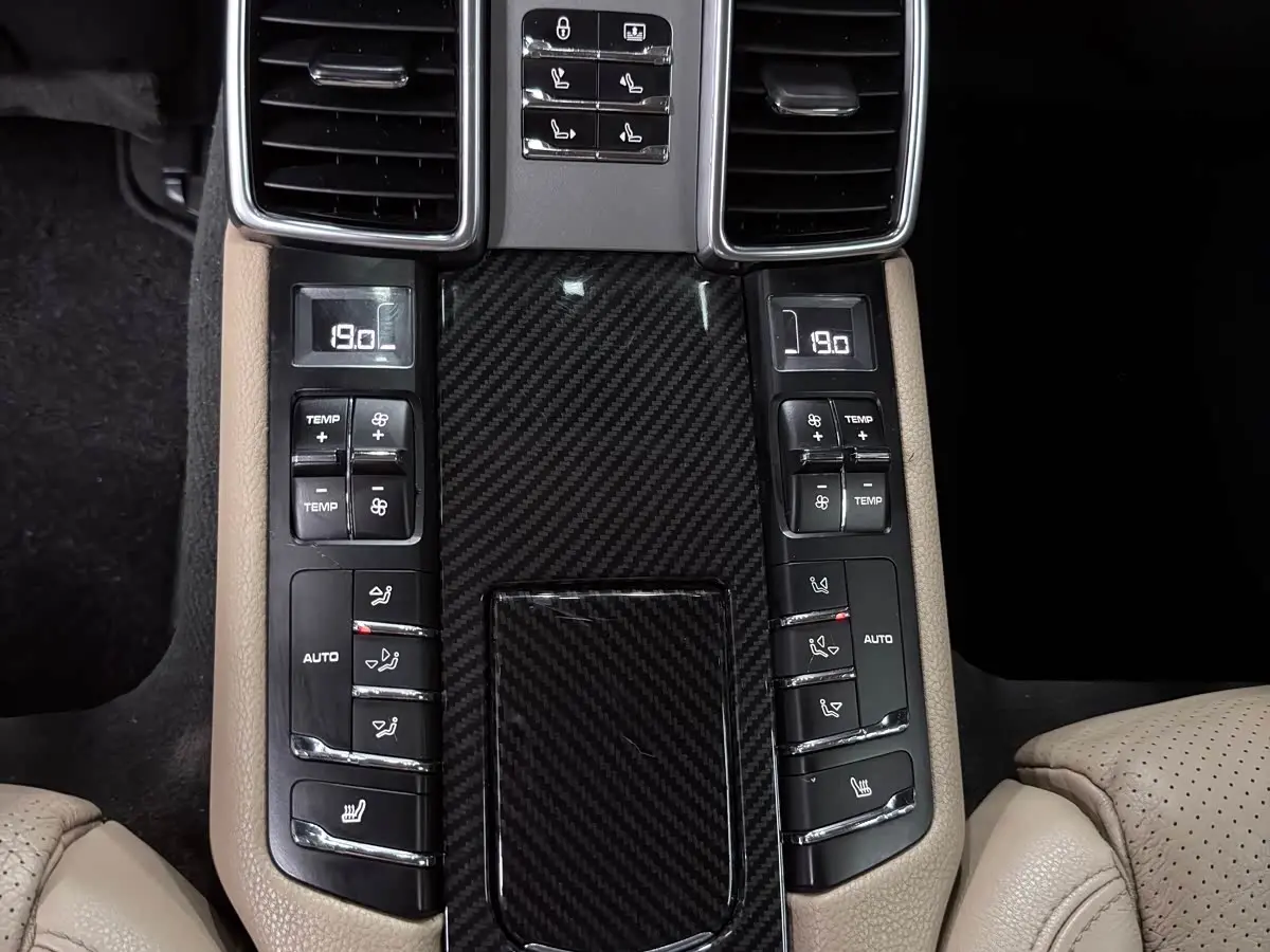 Porsche Panamera 2013 — Photo 16/20